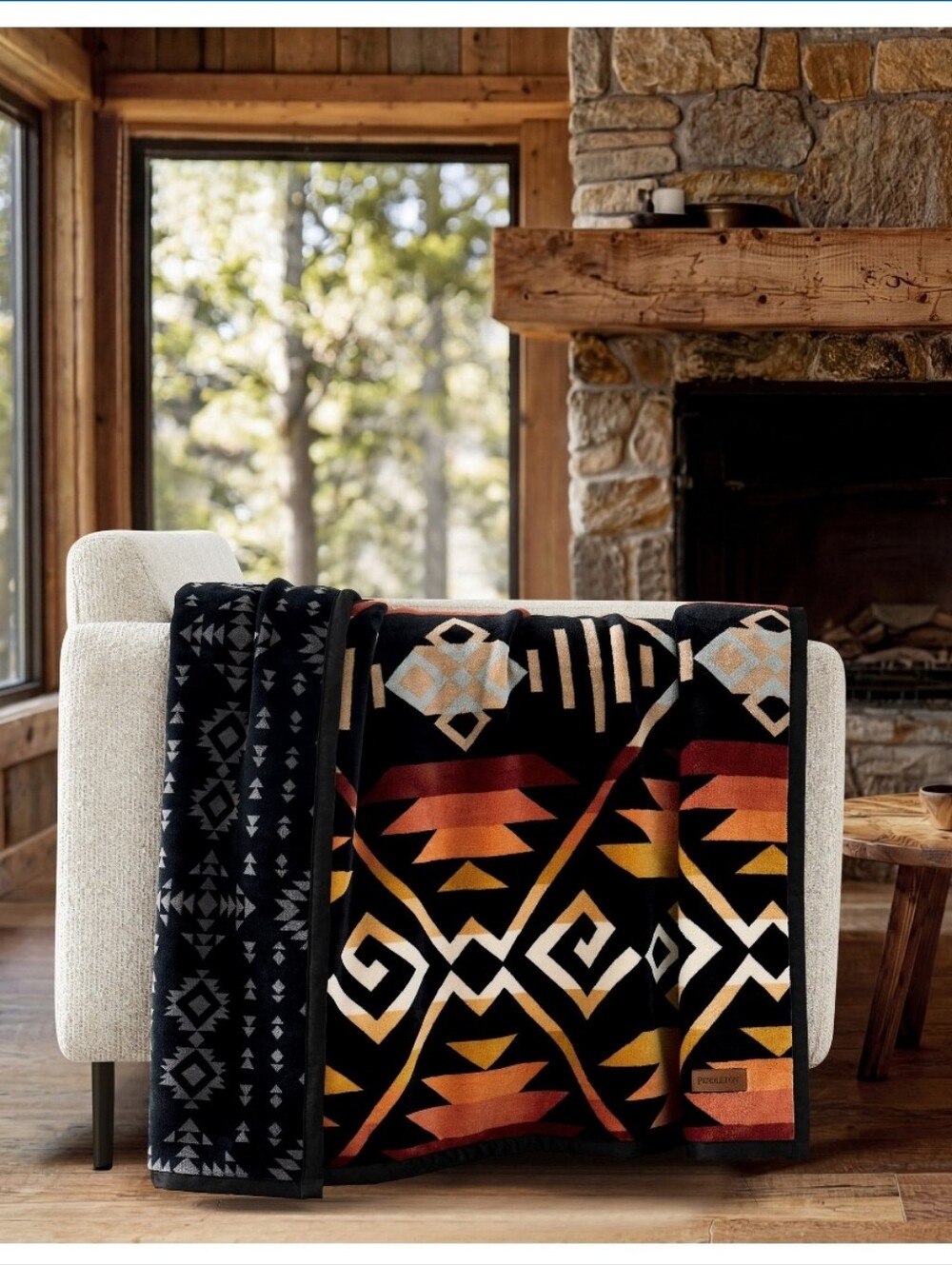 (6) Pendleton Reversible Plush Throws (Coyote Butte)